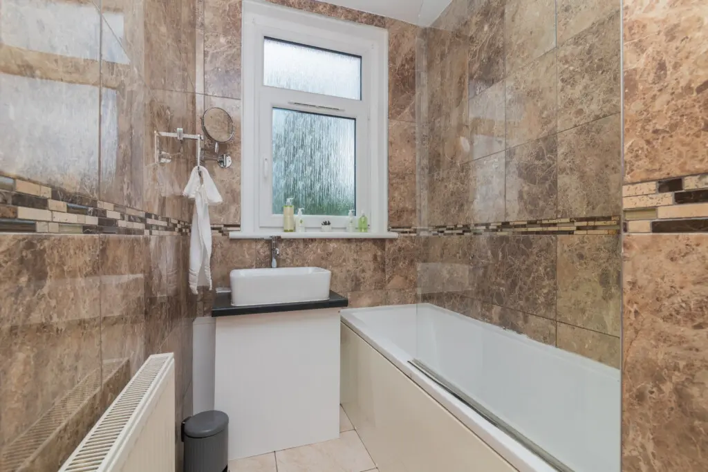42 oakfield road 16