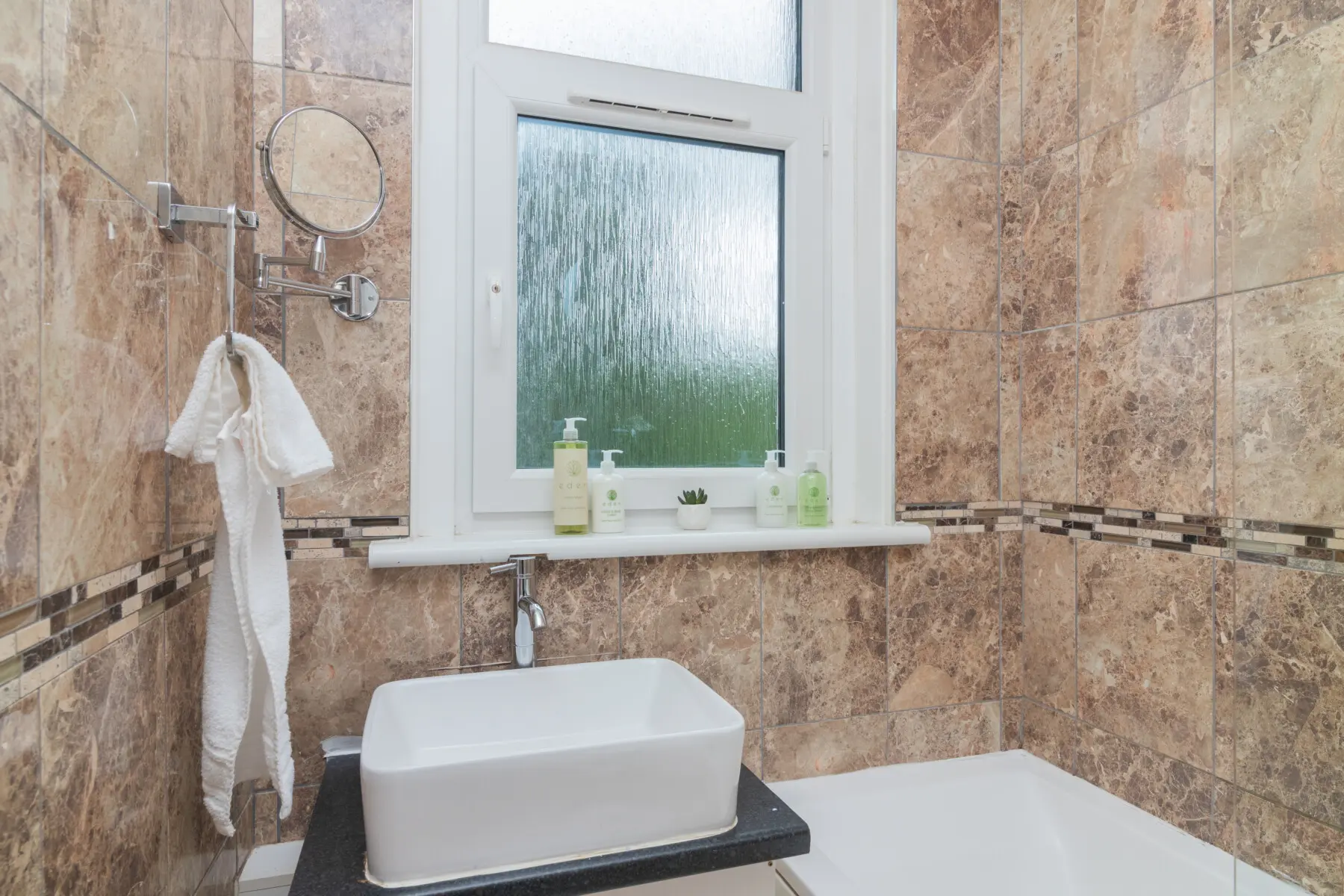 42 oakfield road 17
