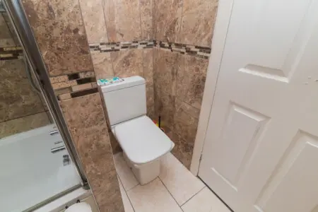42 oakfield road 19