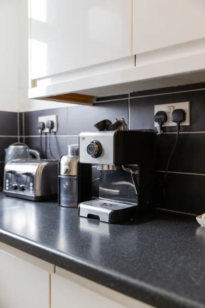 42 oakfield road 22