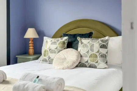 f8f6305c 3edb 4183 b942 ba30e68255c1